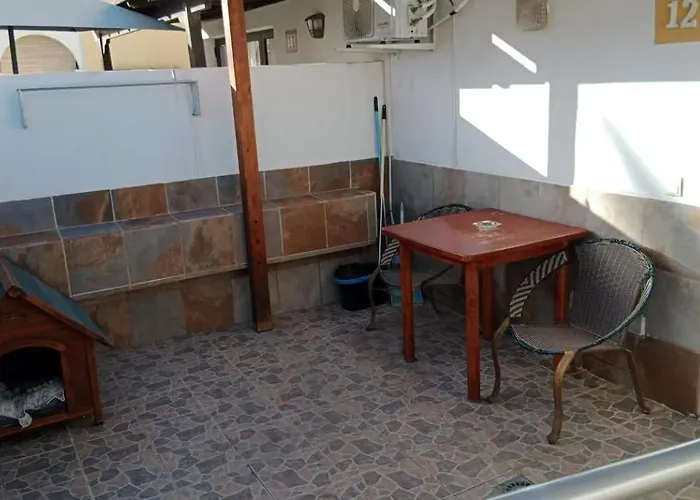 Apartment Neptuno 12 *