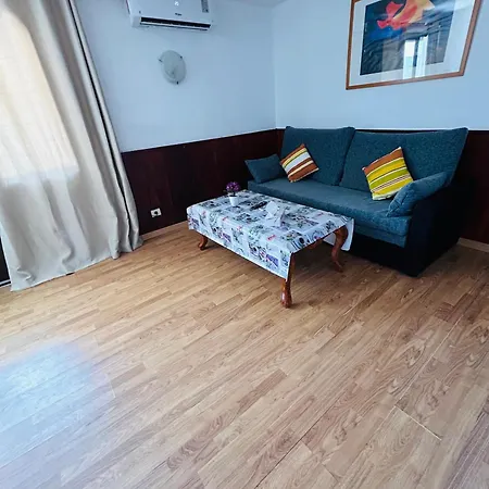 Neptuno 12 Apartament