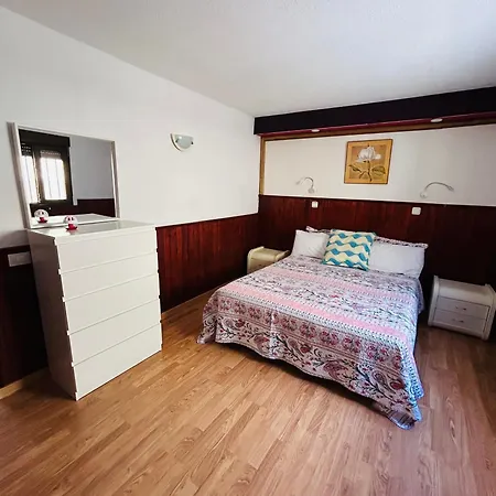 Neptuno 12 Apartament *